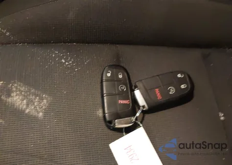 2015 Jeep Grand Cherokee Laredo из США, поврежденный, VIN 1C4RJFAG5FC213410